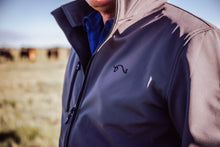 Load image into Gallery viewer, Men&#39;s Brunchilly Soft Shell Jacket

